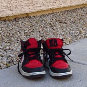 Size 5.5 Jordan 1s